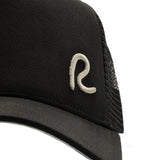 Rewired 2.0 Essential R Trucker Cap - Black/Light Grey - Logo