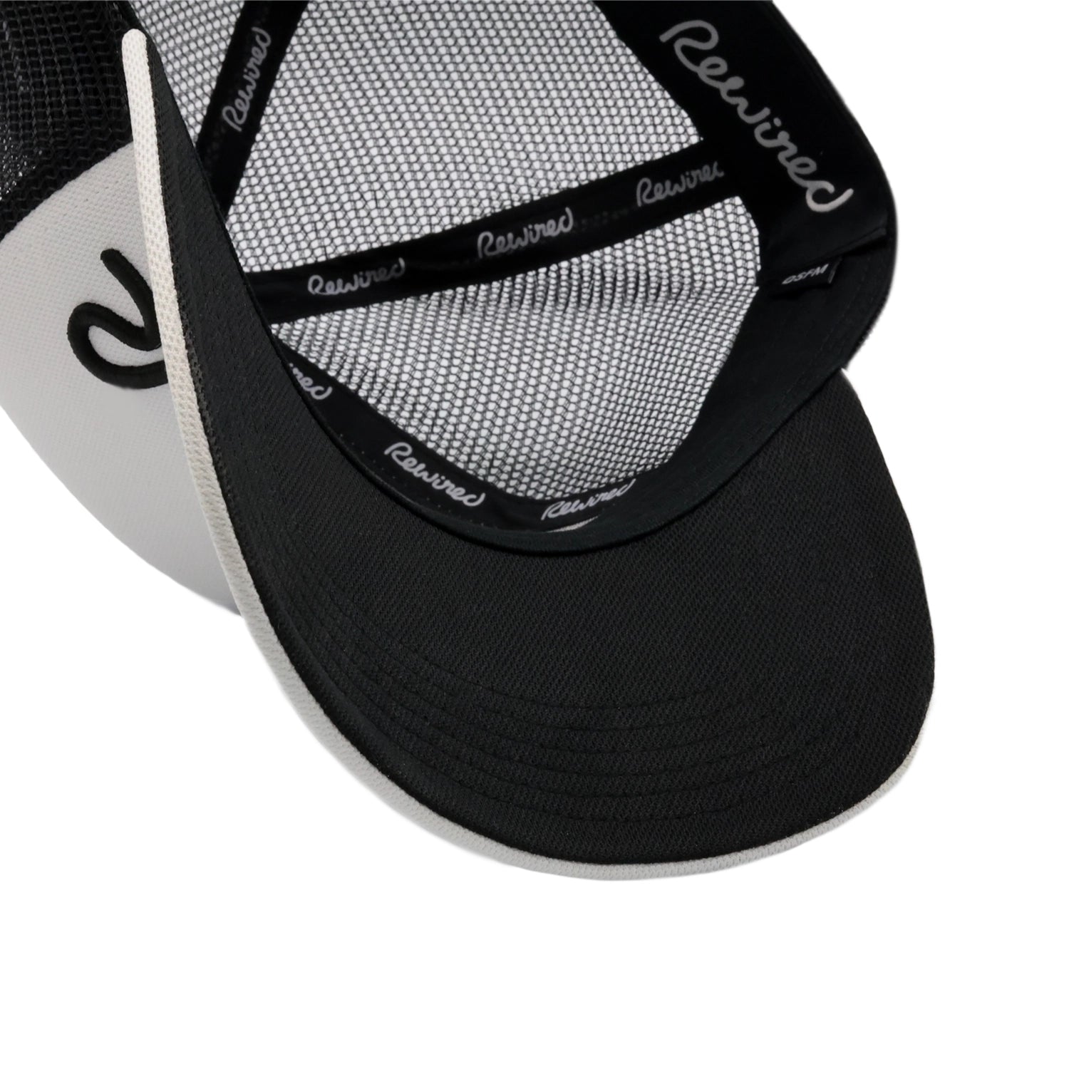 Rewired 2.0 Essential R Trucker - White/Black/Black - Under Visor