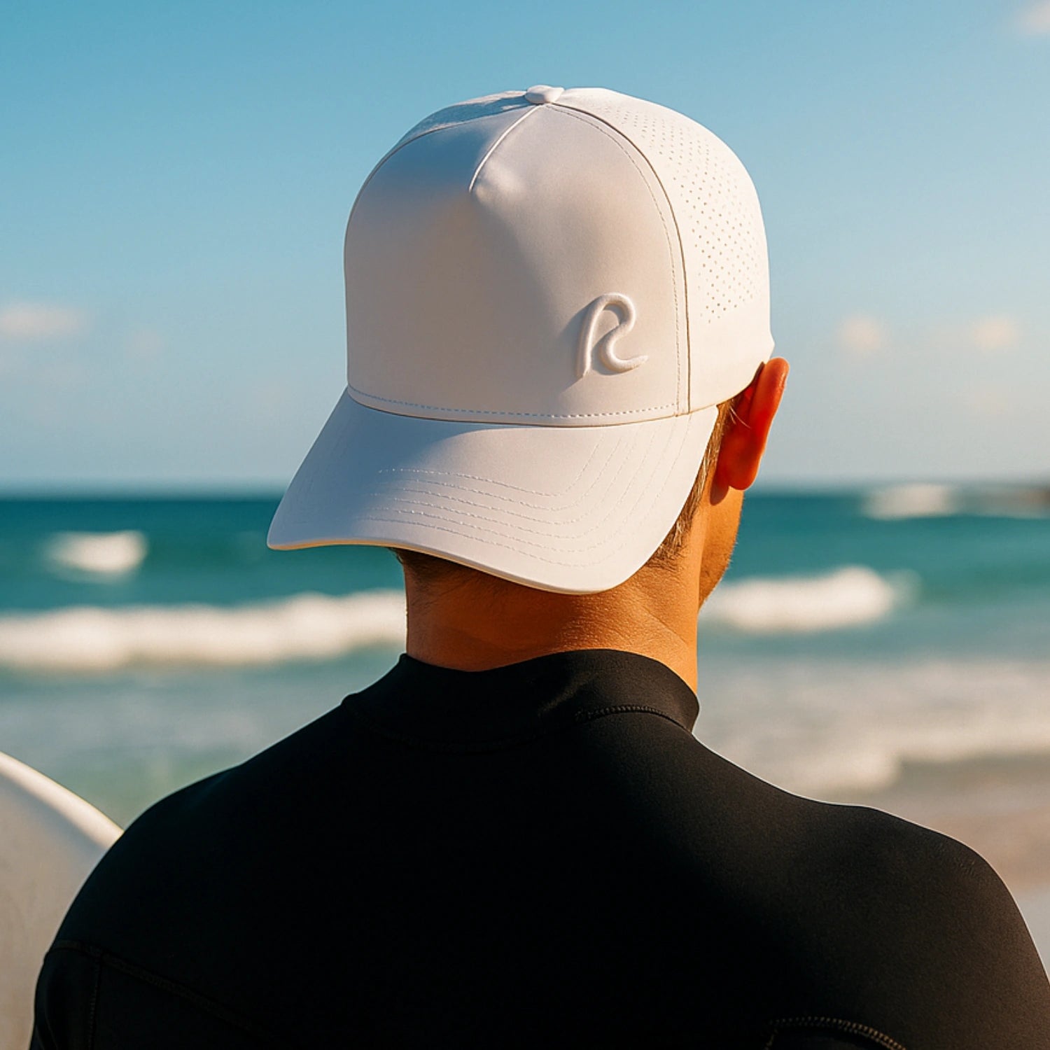Rewired Apex Essential R Trucker - White/White